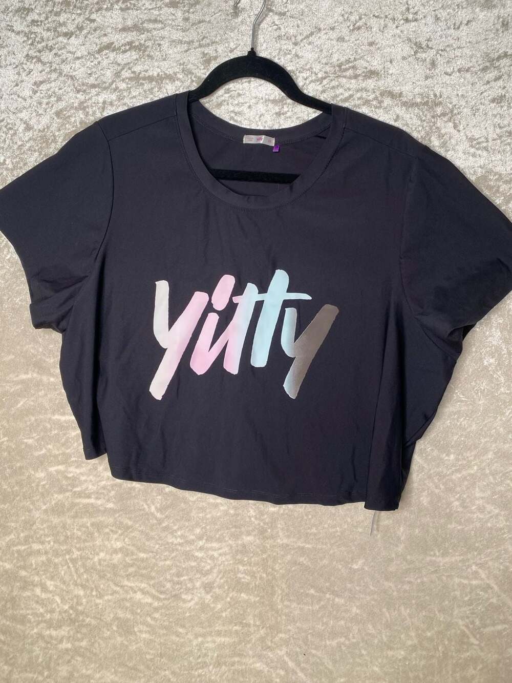Yitty Logo Crop T-Shirt